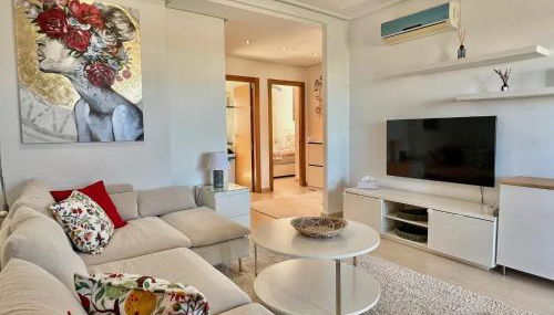 Stunning front line apartment with golf and mountains view - Foto 5