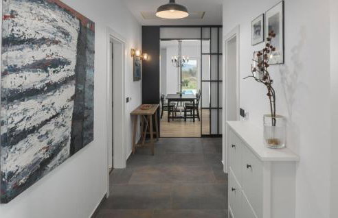 Amazing Home In Strped With Wifi - Photo 30