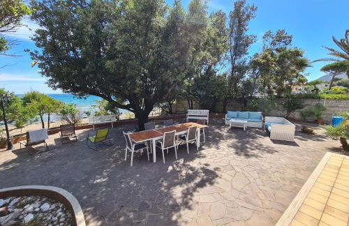 Villa GREG stupenda casa sulla spiaggia con accesso diretto al mare - Foto 21