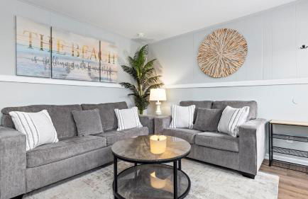 Modern Beach Retreat Sleeps 8 - Big Yard & BBQ - Foto 4