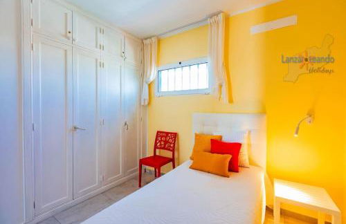 House of the Horizon Playa Las Cucharas VV penthouse with sea & pool view AIRCON - Foto 31