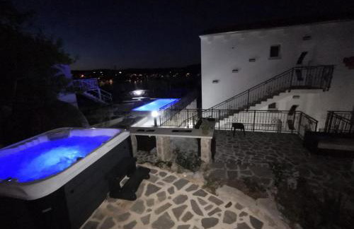 Tisno Resort - Photo 36