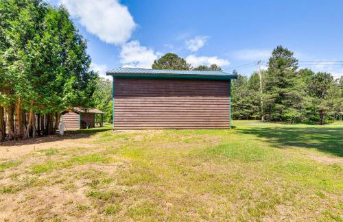 Inviting Peru Cabin with Patio, Grill and River Access - Foto 19