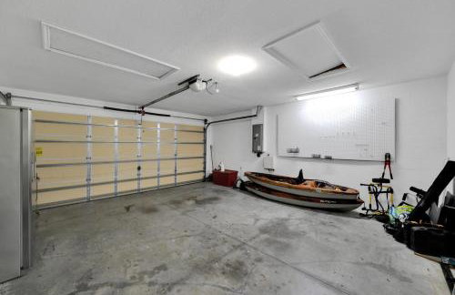 Spacious 3BR Family Home Near Sponge Docks - Foto 43