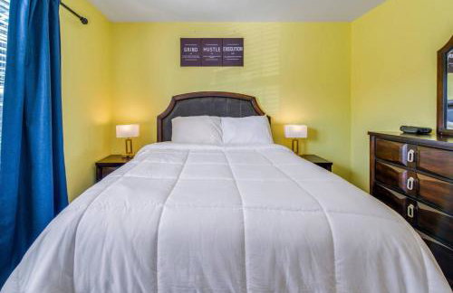 Modern Comfort Loves Park - Stylish 3BR Getaway - Foto 63