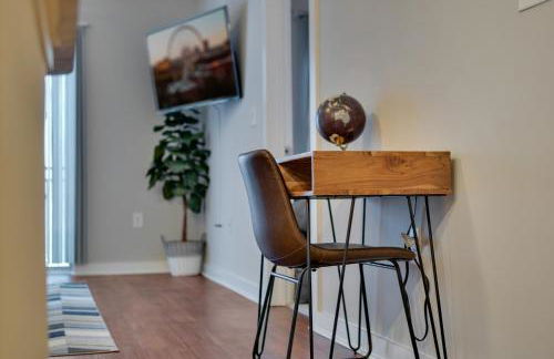 Midtown Escape Inman Park near Mercedes-Benz stadium- Free Parking - Foto 29