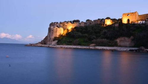 FOTIS HOUSE - Photo 5