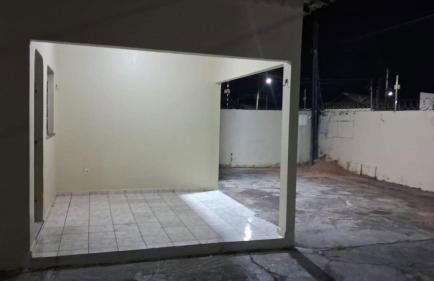 Casa com excelente localização - Foto 14