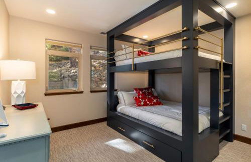 Fabulous Views Of Lake Tahoe - Photo 31