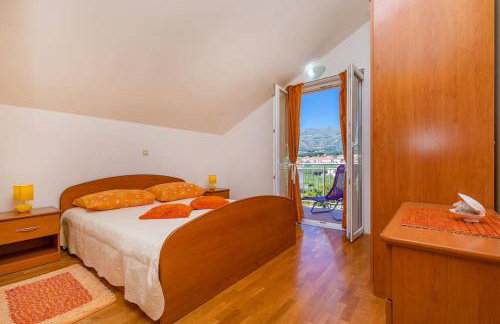 Apartman Sofia za 3 s parking blizu centra - Photo 19