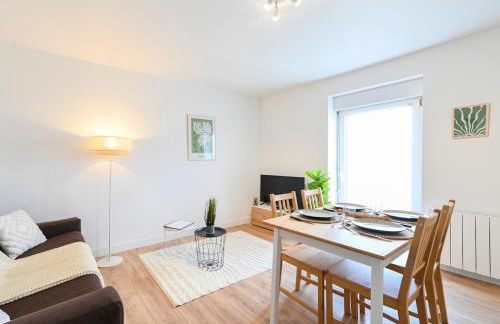 Le Regard sur La Place Léger et Raffiné - Photo 7