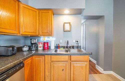 Cozy Brick-Short North Condo - (fenced yard) - OSU - Foto 10