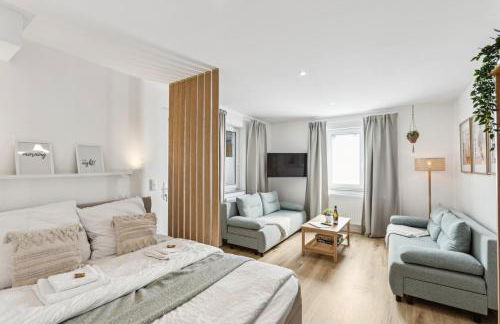 Gemütliches 2 Zimmer Ambient Apartment mit Queensize-Bett , Etagenbett& Schlafsofa in Alsternähe - Foto 10