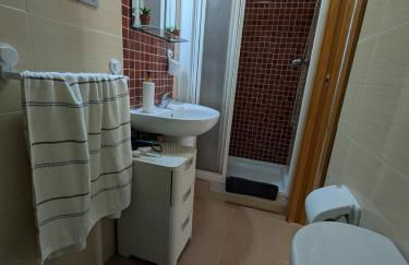 Ático Mediterráneo con Terraza y Solárium en el centro y a un paso del mar en Rincón de la Victoria - Photo 14