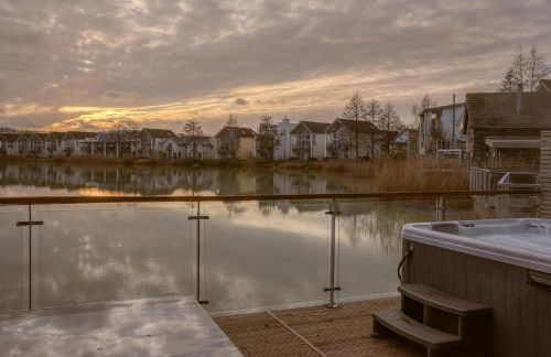 Lakeside Cotswolds Retreat with Private Hot Tub set on Lower Mill Estate - Photo 35