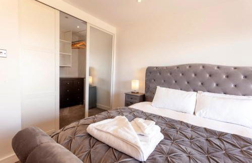 The Penthouse - Foto 61