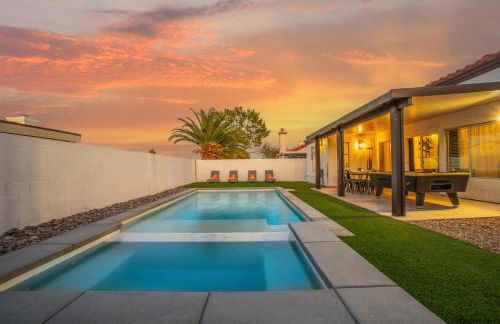 Spacious 5 Bedroom House with Heated Pool and Jacuzzi - Foto 32