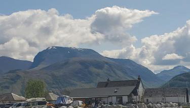 Benview House - Photo 4