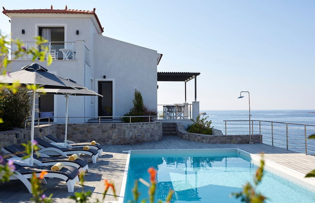 Eleia Seafront Rooms & Villas - Photo 36