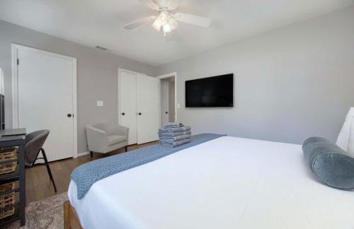 Near Botanical Garden with a Pool Charming on Charing - Foto 30