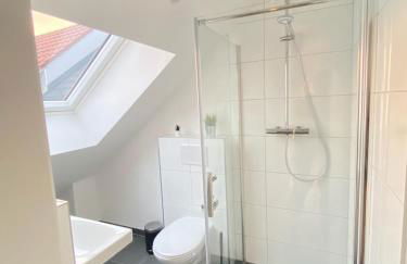 Charmantes Studio-Apartment im Herzen von Neureut - Fußbodenheizung, Regendusche, Waschmaschine, Stellplatz - Foto 4