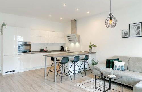 Modernes Trierer CityLoft mit großem Balkon - Foto 4