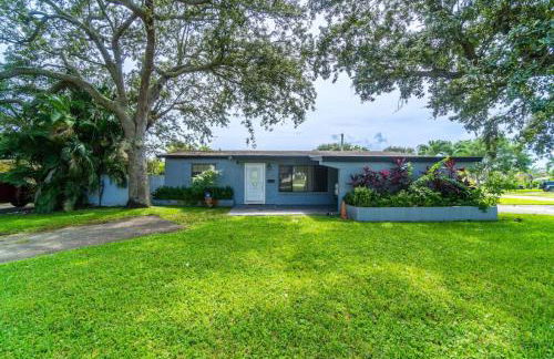 Stunning Hollywood Pool Home - Foto 7