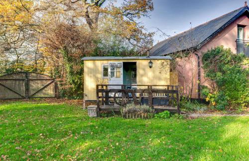 The Hideaway at Duffryn Mawr Self Catering Cottages - Photo 50