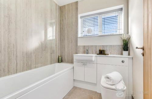 Charming 2 Bedroom Limestone Lodge Perfect for Families - Foto 20