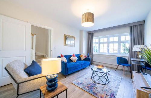 Luxury 3-Bedroom Escape, Timeless Charm, Near Monmouth Castle, Sleeps 6, Parking, Free WiFi - Foto 17