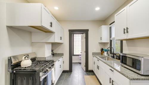 4 Mi to Dtwn Modern Retreat with Yard in Cleveland - Foto 2