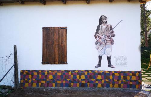 Pinnettu sardo tipica abitazione sarda in ecosistema insetti e animaletti simpatici in condivisione bagno esterno a 10metri Leggere attentamente Prima di prenotare - Foto 66