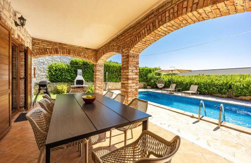 Rustic Villa Lara with pool - Foto 49