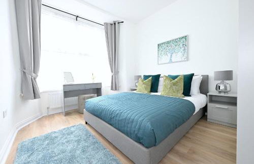 Bright & Large 3 Bed Flat in London - Foto 15