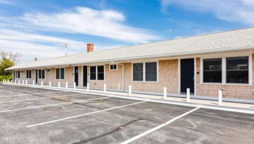 Water's edge renovated Condo with Marina Views - Foto 4