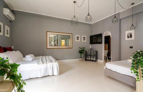 3 Suite in Centro Città con Vista Mare, Doccia Cromoterapia & Netflix Gratuito - Foto 52