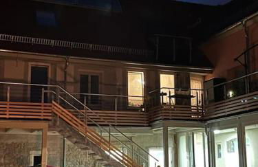 Wohnen im Dreiseitenhof mit Galerieschlafzimmer - Foto 1