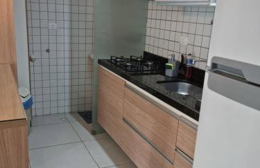 Apartamento na praia de ponta verde com piscina e área de lazer - Foto 10