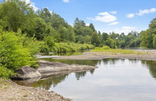 Modern Tiny House with hot tub & river near Stowe - Foto 18