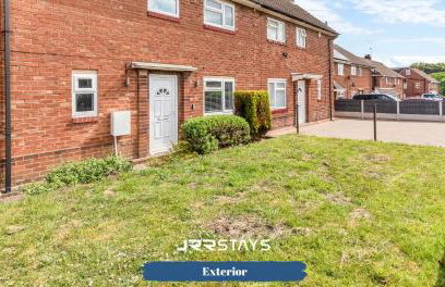 Dudley - Stylish 3 Bedroom Sleeps 6 Wi-Fi - JRR Stays - Foto 47