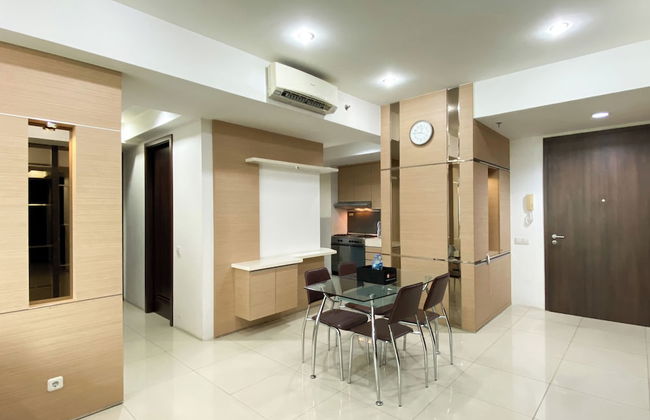 Modern Look And Comfort 2Br Kemang Village Apartment - Photo 35