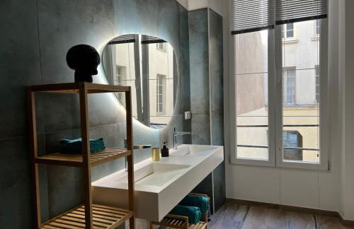 MARAIS Appartement 2 Chambres 2 Salles de bain - SPA JACUZZI ! - Foto 23