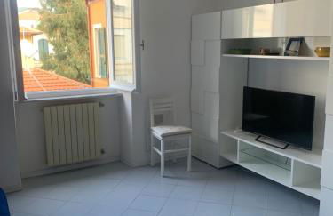 Columbus Apartment - Photo 10