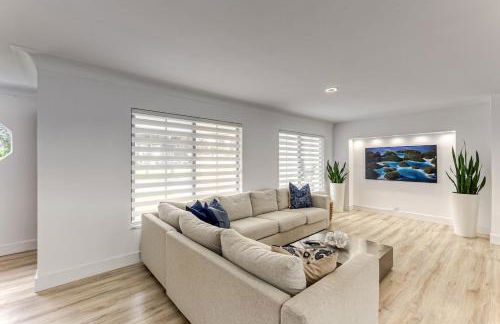 Luxury Home with Heated Pool close to beaches - Foto 46