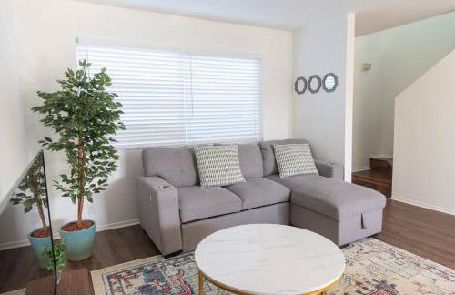 2BD/2BA Apartment in DT ALhambra - Foto 8