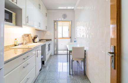 Central Matosinhos Apartment by Unique Hosts - Photo 15