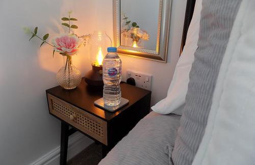 Three-Time Award Winning 1700's Grd 2 listed cottage near Stonehenge - Foto 34