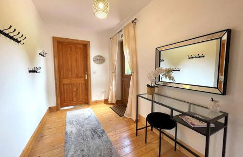 Spectacular 7BR House Hot Tub and Gardens in Gretna - Pass the Keys - Foto 56