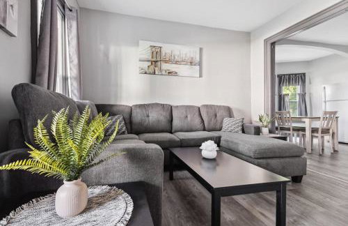 Quiet 3BR Vacation Spot-Minutes to Niagara Falls USA - Foto 22