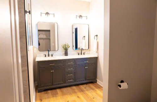 Springmill Escape in Westfield (2 King Beds) - Foto 20